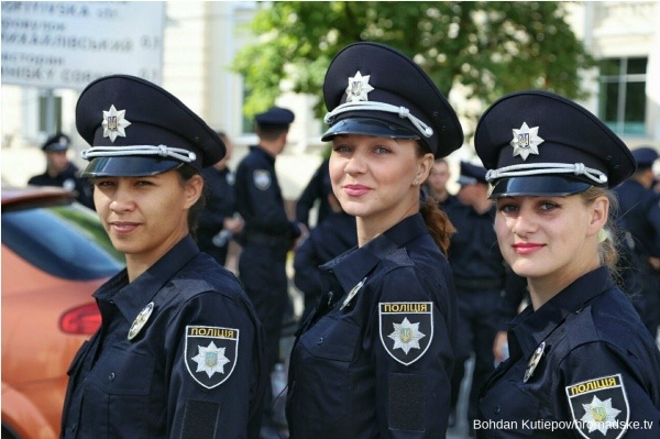 Женщины-полицейские разных стран мира