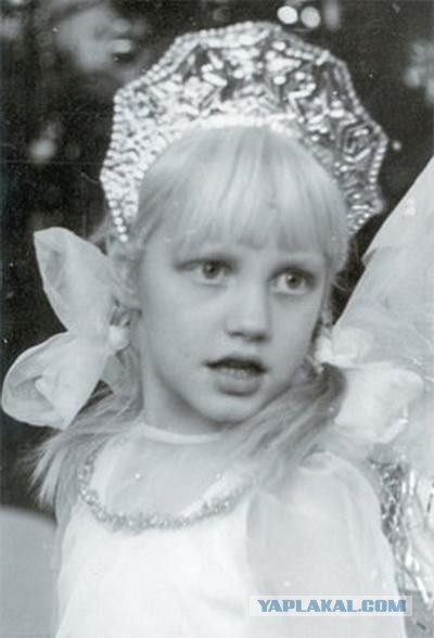 Знаменитости в детстве. Фото из домашних архивов