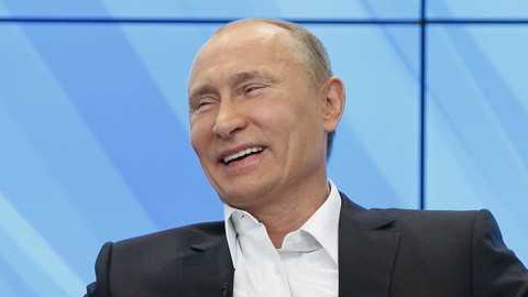 Москва. Дворников, требовавших оплаты своего труда, оштрафовали за публичное мероприятие