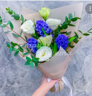 Что делает мужчина перед свиданием с любовницей?