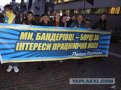 Танки сил ополчения прибывают в город Луганск