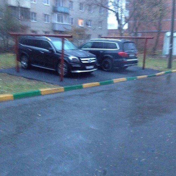 Для чего асфальтируют этот участок?