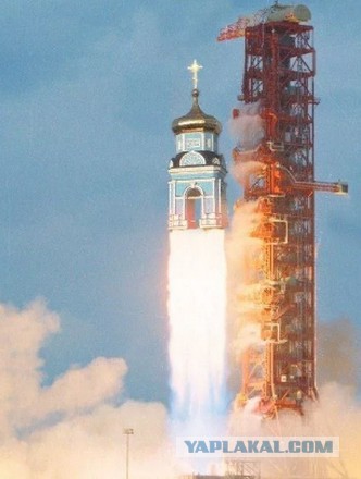 SpaceX запустила ракету Falcon 9 с первыми 60 коммуникационными спутниками системы Starlink