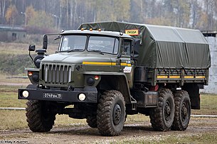«Урал-375»: идеал боевой колесницы