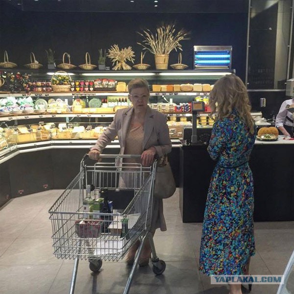 Публичная расправа над продуктами