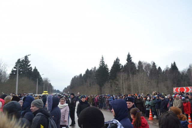В Волоколамске жители вышли на митинг против свалки. Власти вызвали ОМОН