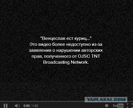 Венцеслав набирает воду в чайник
