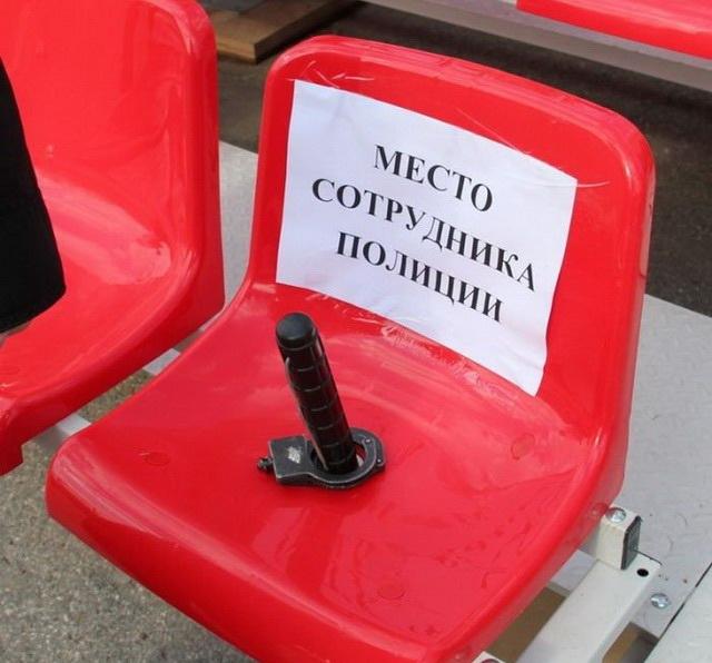 Вечерело... Маразм постучался в окно