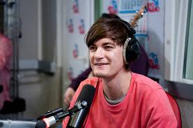 Драка на дороге. Комментатор просто жесть!