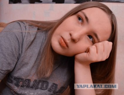 Протестующие в Донецке требуют провести референдум