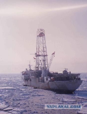 С Днём нефтяника!