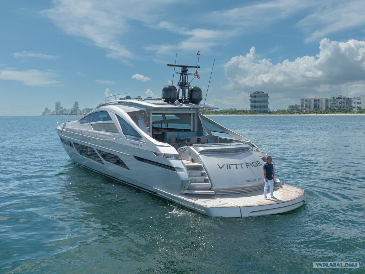Спортивная яхта Pershing 70