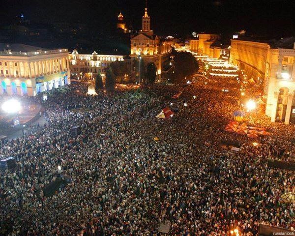 Украина штурмует верховную раду!