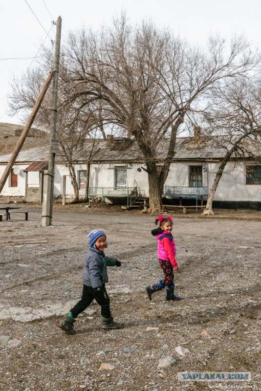 Затерянный казахстанский поселок, живущий в параллельной реальности