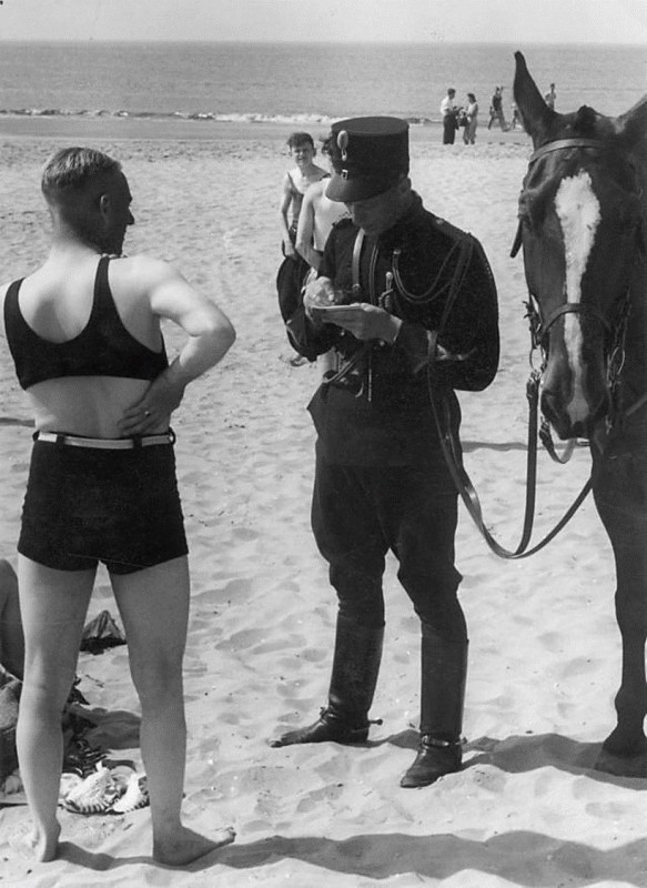 История в фотографиях
