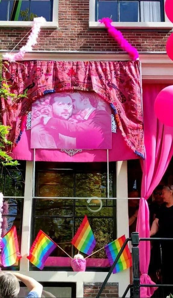 В Стокгольме шведская армия провела гей-парад