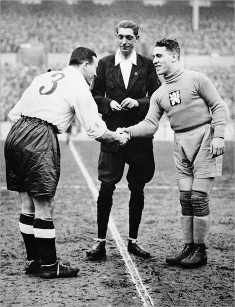 Редкие кадры и архивные снимки 11.03.26