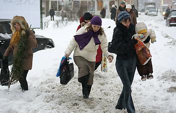 Батальоны просят лопат