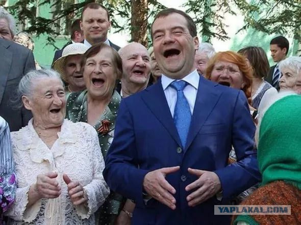 Киргизские депутаты одобрили полное списание долга страны перед Россией