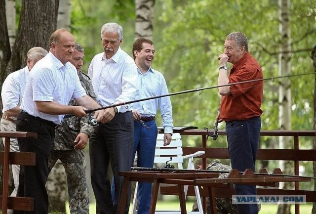 Зюганов ответил Путину, назвавшему позицию КПРФ по поправкам в Конституцию «странной»