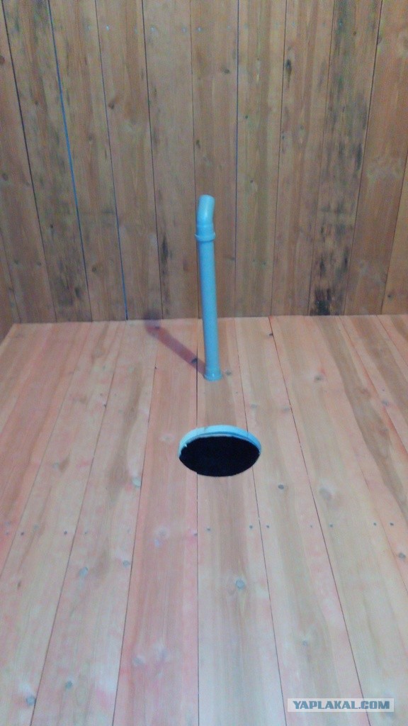 Психанул. Дачный сортир «king size»