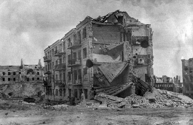Памятник Немцову в центре Москвы ставить не будут!