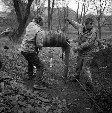 Уголек Донбаса 90-х годов.