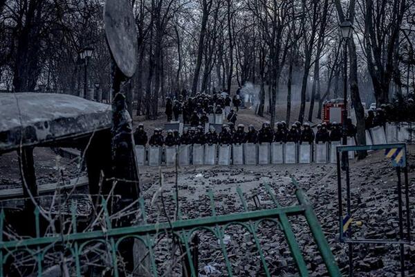 Украина штурмует верховную раду!
