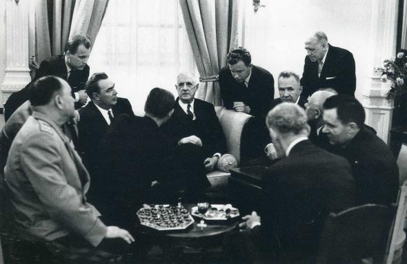 Ранней весной 1966 года, в кабинете генсека Леонида Брежнева раздался звонок…