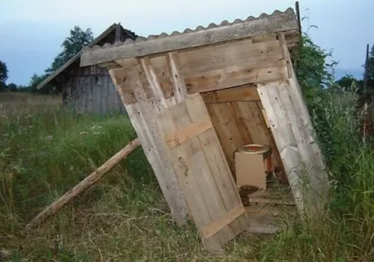 Туалет-дровник
