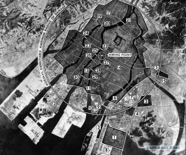 Хиросима до и после атомной бомбардировки, 1945 год.