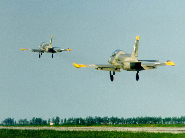 Л-39(L-39C), "Летающая парта"