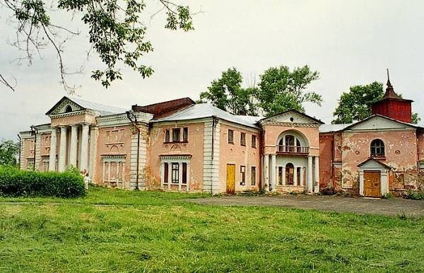 Порхов. Усадьба Волышево