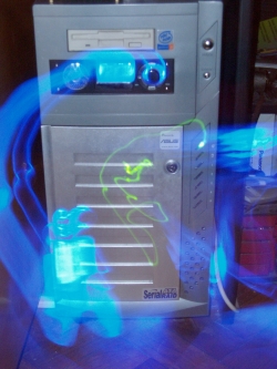 У гроба Папы Иоанна Павла II