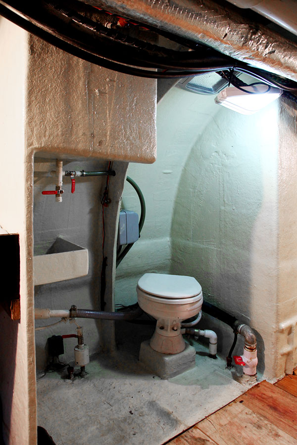 Субмарина под кайфом: Расследование