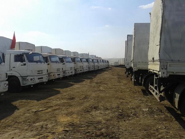Колонна из России движется в сторону
