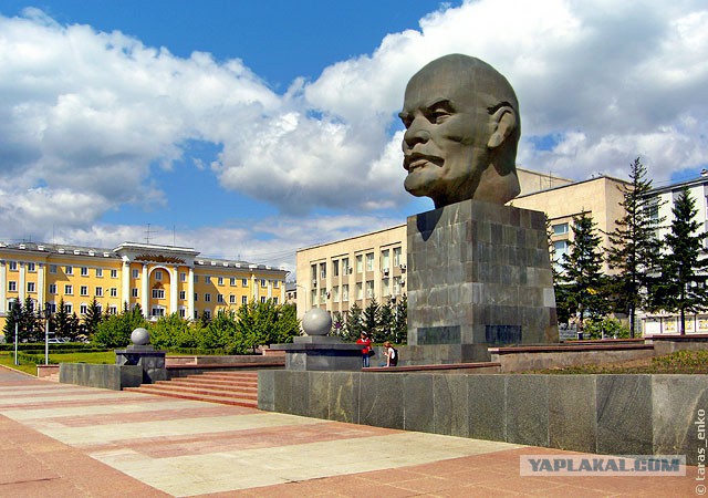 Интересные памятники вашего города