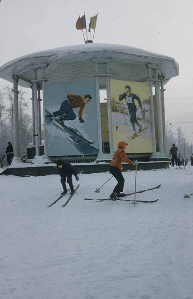 Когда айфонов не было, а снег был, Москва.