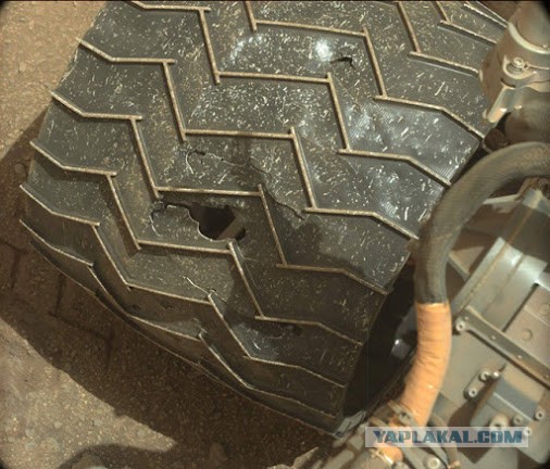 Марсоход «Кьюртосити» может потерять колеса