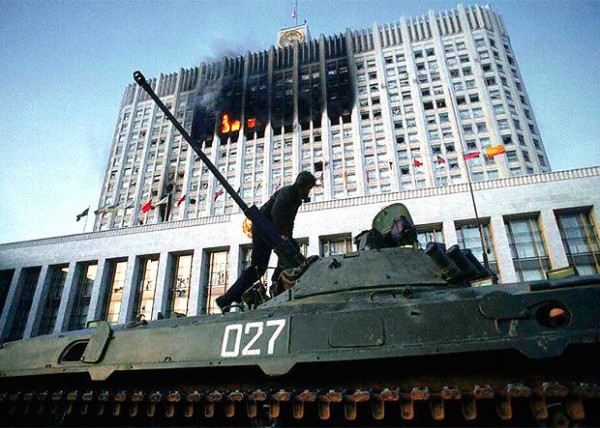 Фотохроника "загнивающего совка". Часть 11. Советские автомобили