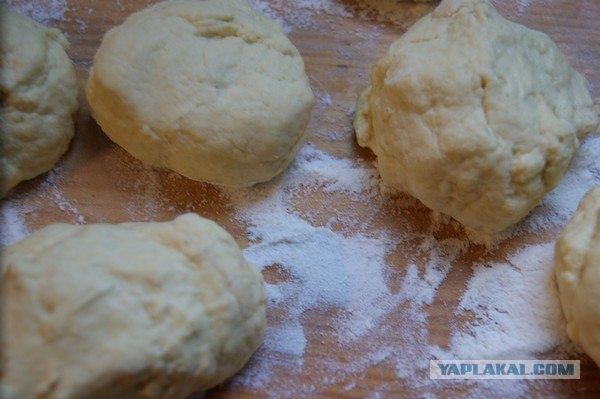 Лепешки с острой начинкой