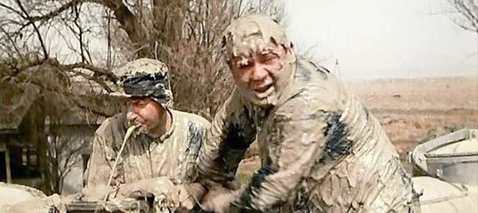 Прилетело обоим