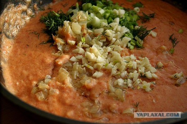 Картофельные палочки (котлеты) с сыром, И томатно-чесночным соусом
