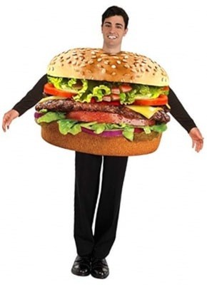 Хотдогерша не понимает, какого лешего она тут делает?