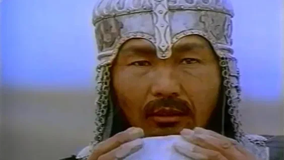 Чувак нашел булыжник