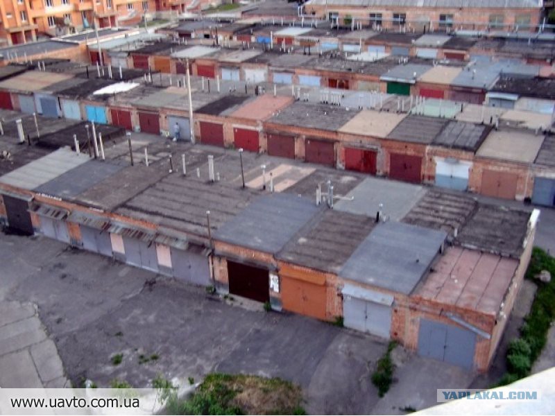 Кирпичный гараж. Гск сигнал новосибирск. Сдвоенный гараж. Виды гск. Гараж гск.