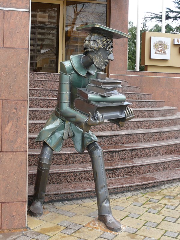 Памятники, которые делают мир добрее