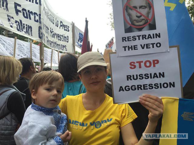 Жители Нью-Йорка вышли поддержать Владимира Путина