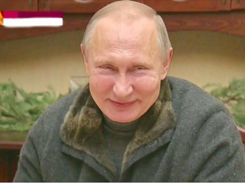 Путин пообещал новые госгарантии силовикам и их семьям