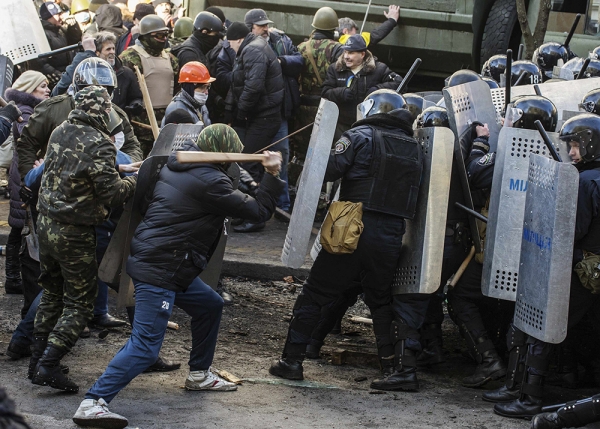 Отбомбились по больничке в Мариуполе